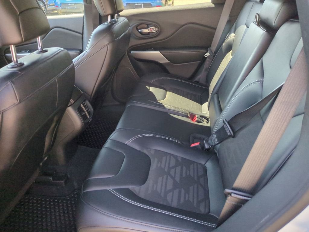 2022 Jeep Cherokee X 4x4