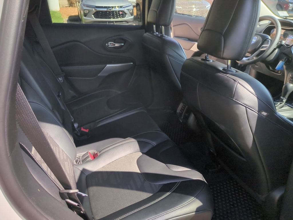 2022 Jeep Cherokee X 4x4