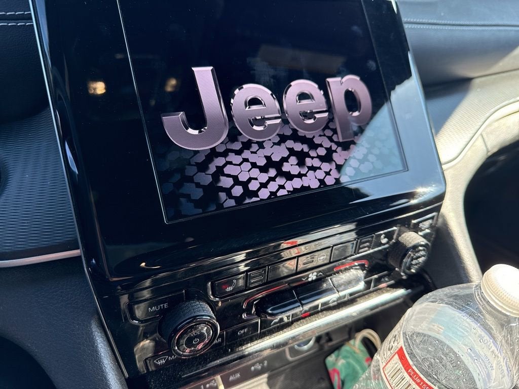 2023 Jeep Grand Cherokee L Altitude 4x4