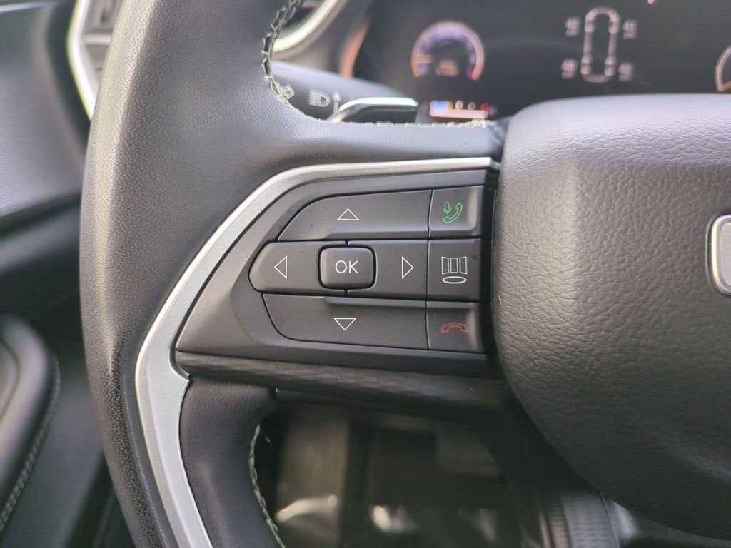 2023 Jeep Grand Cherokee L Altitude 4x4