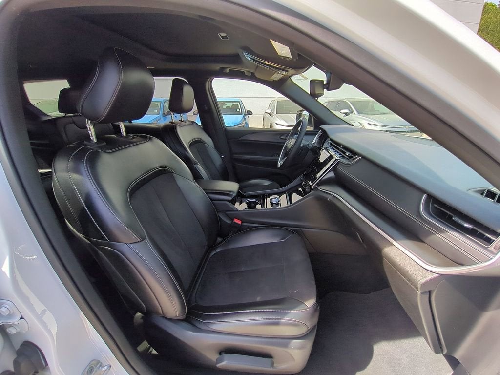2023 Jeep Grand Cherokee L Altitude 4x4