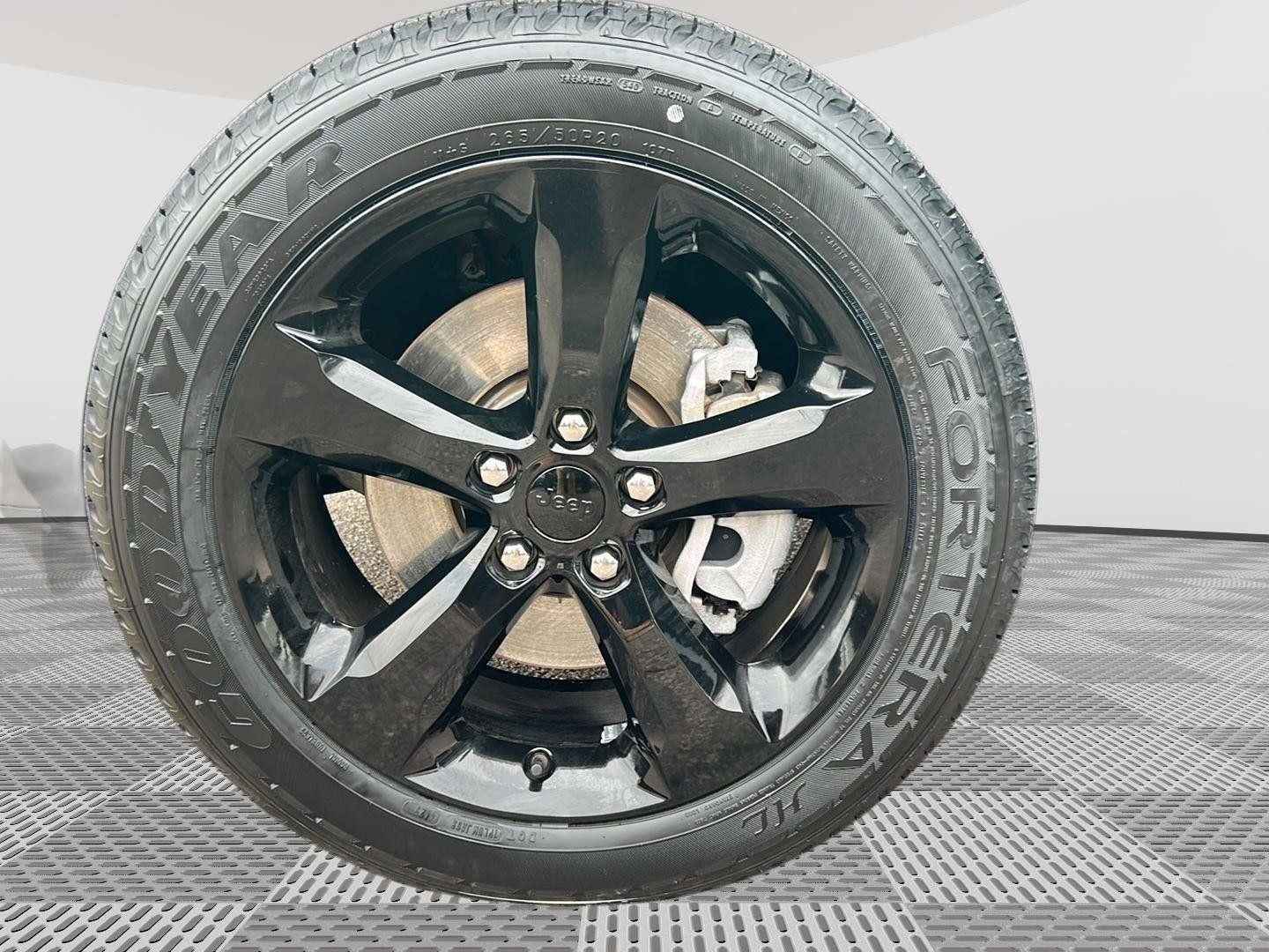 2023 Jeep Grand Cherokee L Altitude 4x4