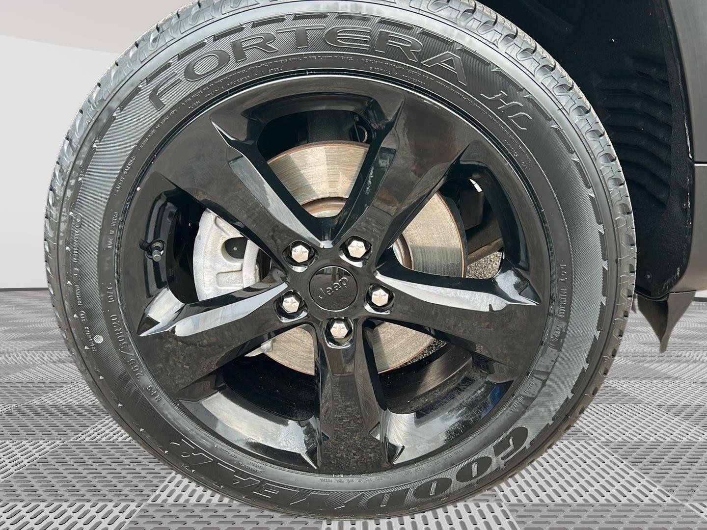 2023 Jeep Grand Cherokee L Altitude 4x4