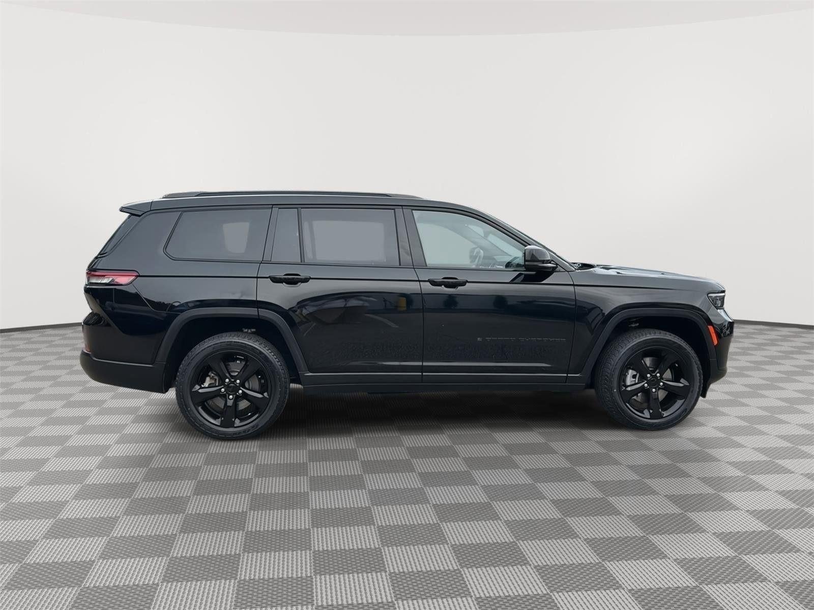 2023 Jeep Grand Cherokee L Altitude 4x4