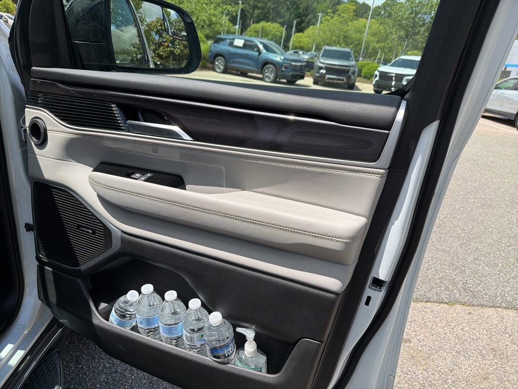 2024 Jeep Wagoneer Series I 4x2