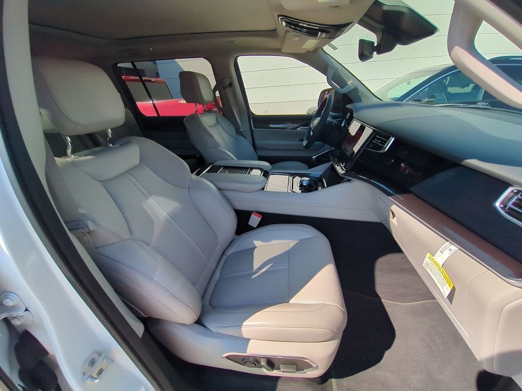 2024 Jeep Wagoneer Series I 4x2