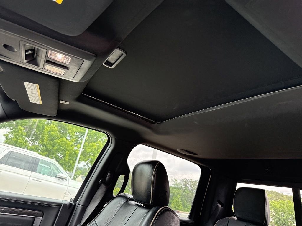 2017 RAM 1500 Limited Crew Cab 4x4 5'7" Box