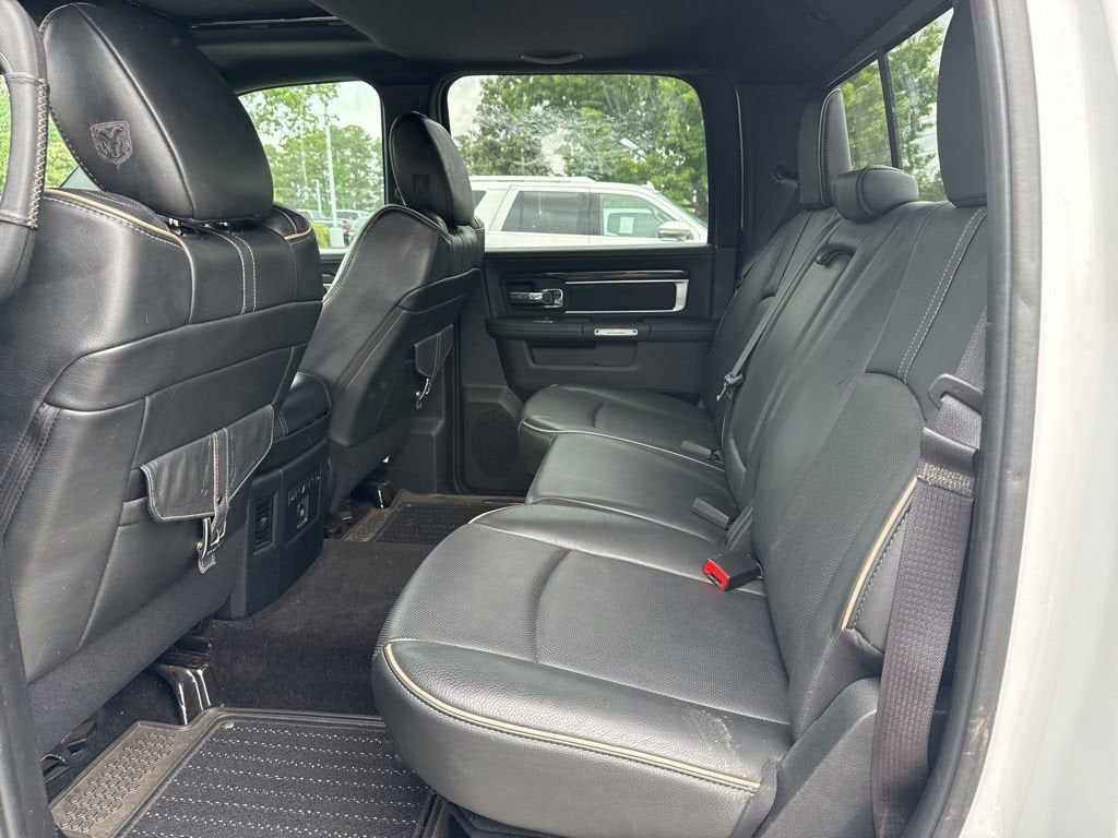 2017 RAM 1500 Limited Crew Cab 4x4 5'7" Box