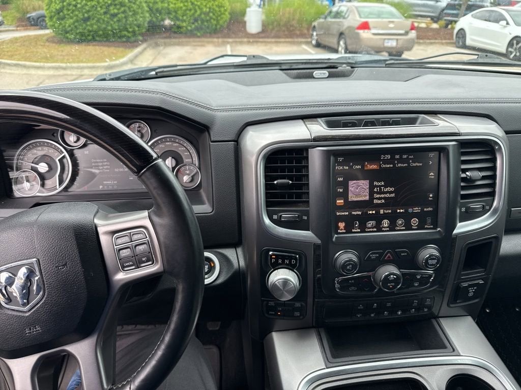 2017 RAM 1500 Limited Crew Cab 4x4 5'7" Box