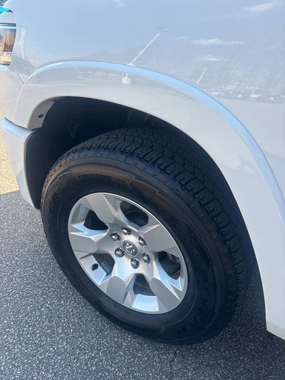 2025 RAM 1500 Big Horn Crew Cab 4x4 5'7" Box