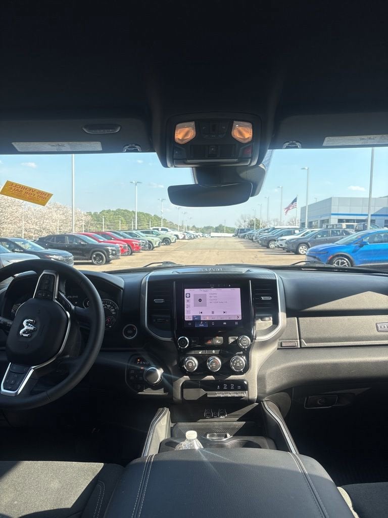 2025 RAM 1500 Big Horn Crew Cab 4x4 5'7" Box