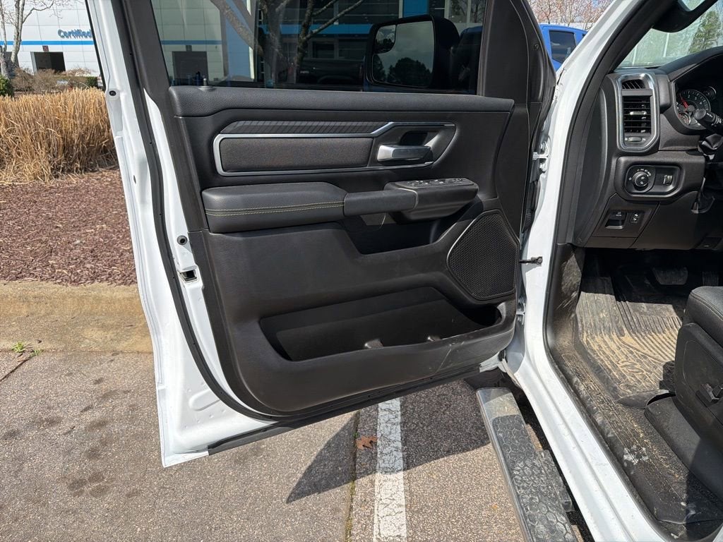 2025 RAM 1500 Big Horn Crew Cab 4x4 5'7" Box