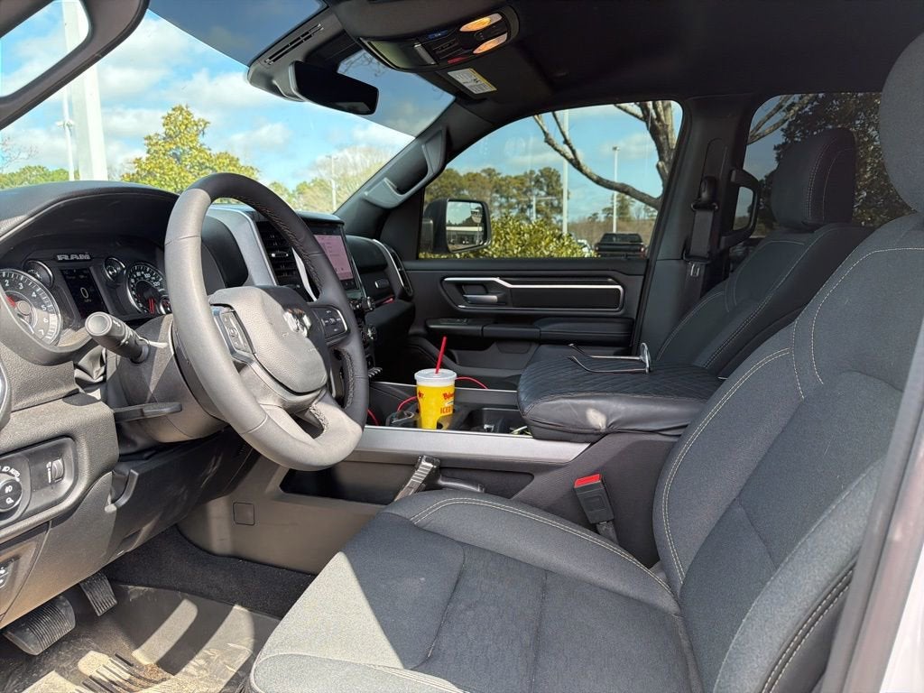 2025 RAM 1500 Big Horn Crew Cab 4x4 5'7" Box