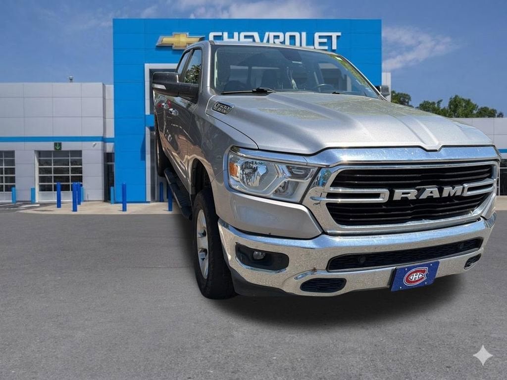 2019 RAM 1500 Big Horn/Lone Star Quad Cab 4x4 6'4" Box