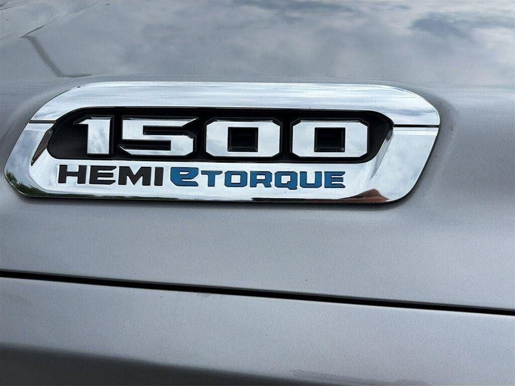 2021 RAM 1500 Limited Crew Cab 4x4 5'7" Box