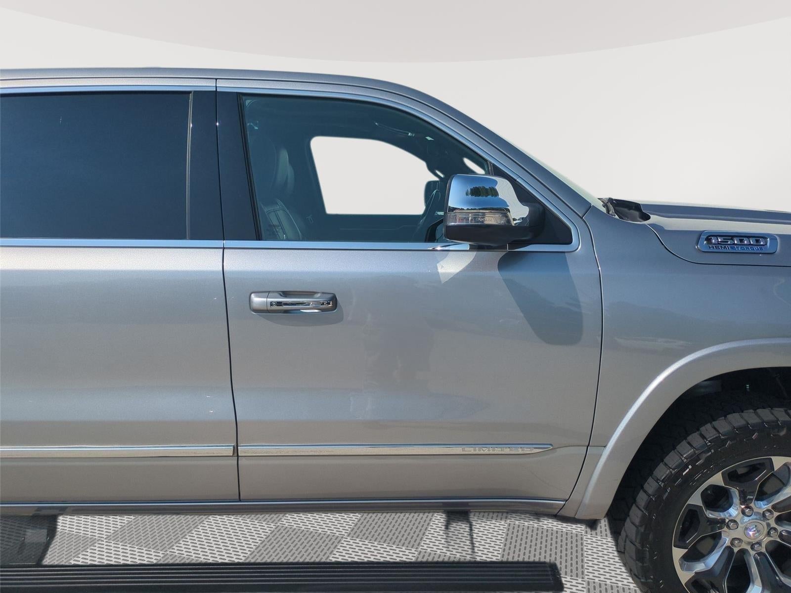 2021 RAM 1500 Limited Crew Cab 4x4 5'7" Box