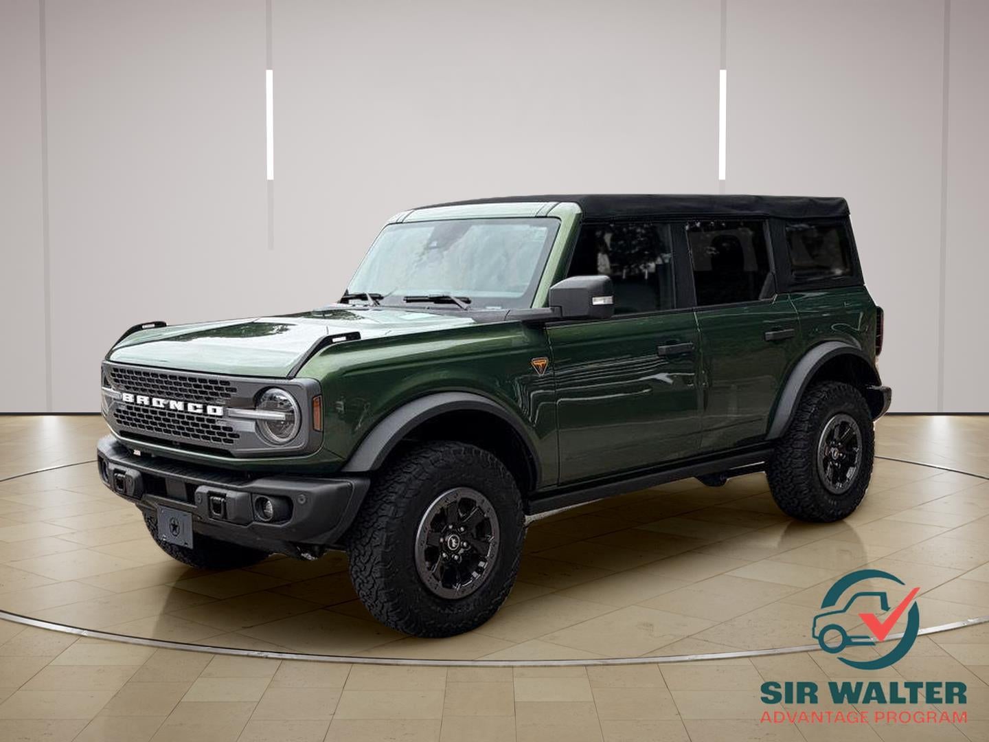 2023 Ford Bronco Base