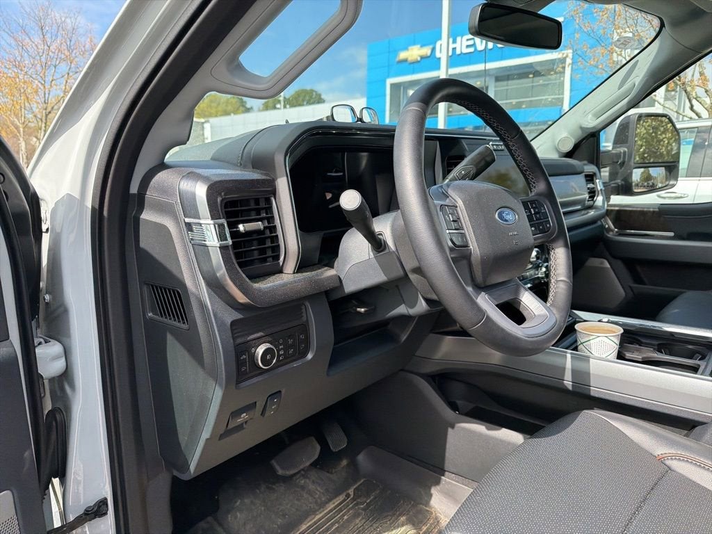 2025 Ford F-250 LARIAT