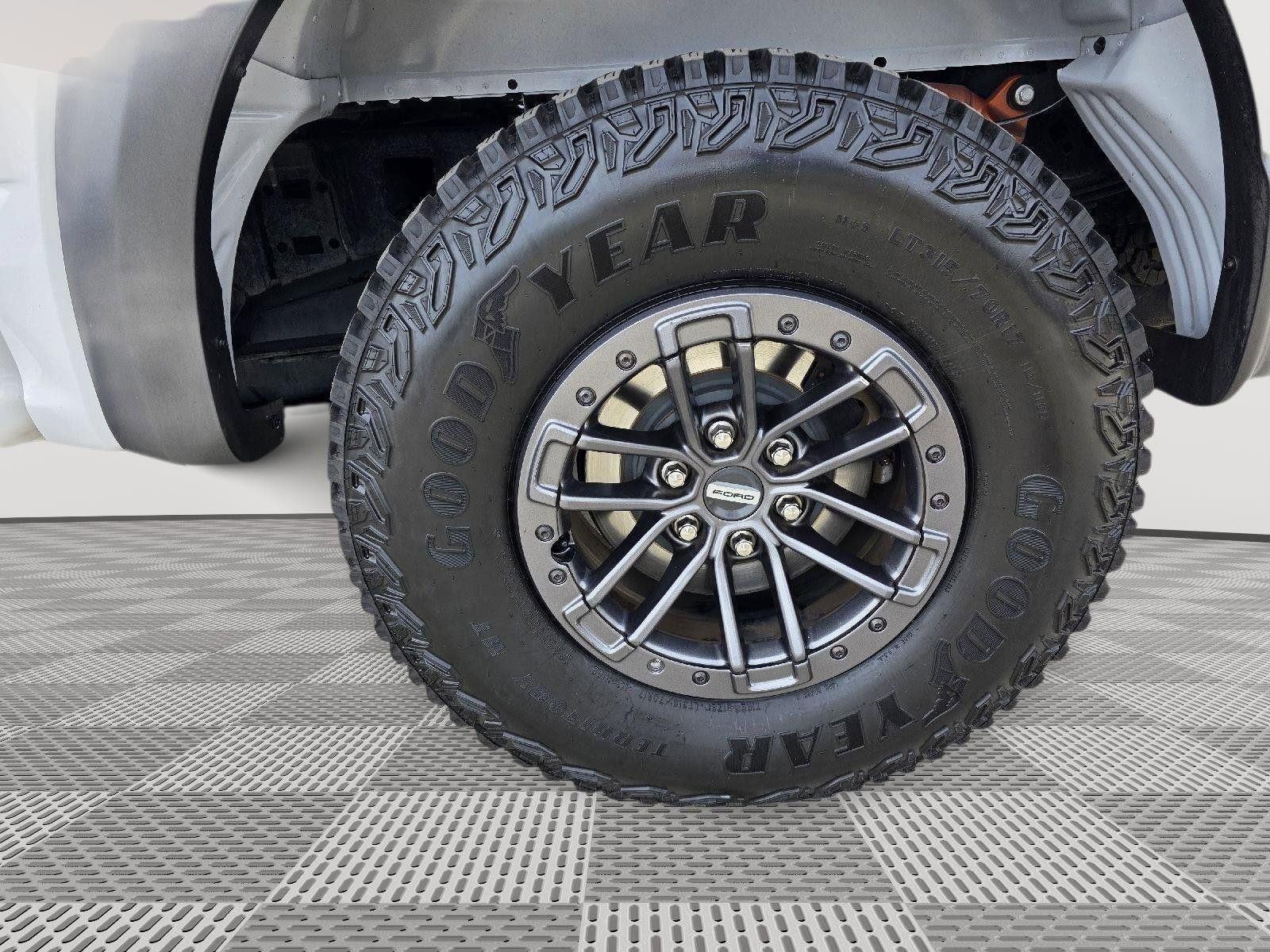 2020 Ford F-150 Raptor