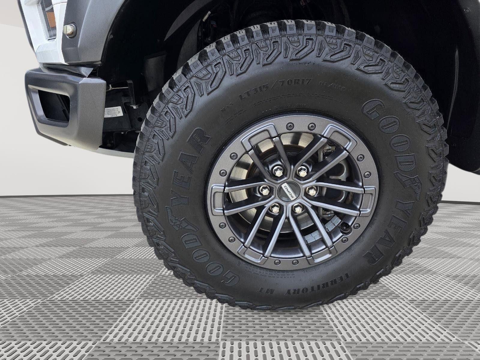 2020 Ford F-150 Raptor