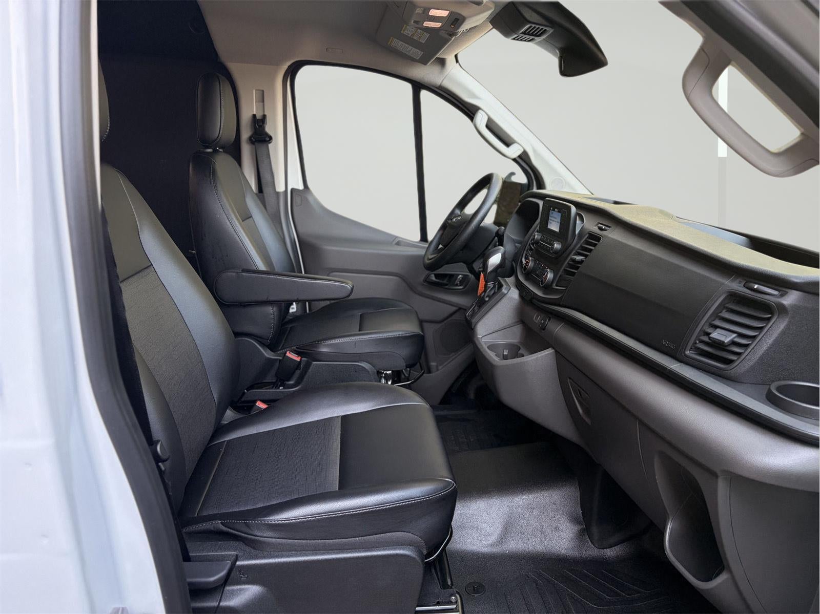 2025 Ford Transit-150 Cargo Van T-150 130" Low Rf 8670 GVWR RWD