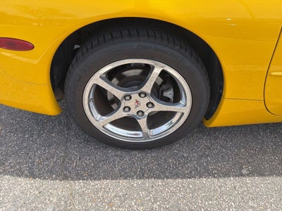 2004 Chevrolet Corvette 2dr Convertible