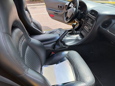 2004 Chevrolet Corvette 2dr Convertible