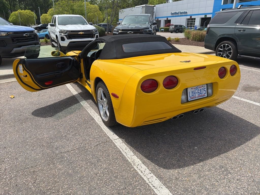 2004 Chevrolet Corvette 2dr Convertible