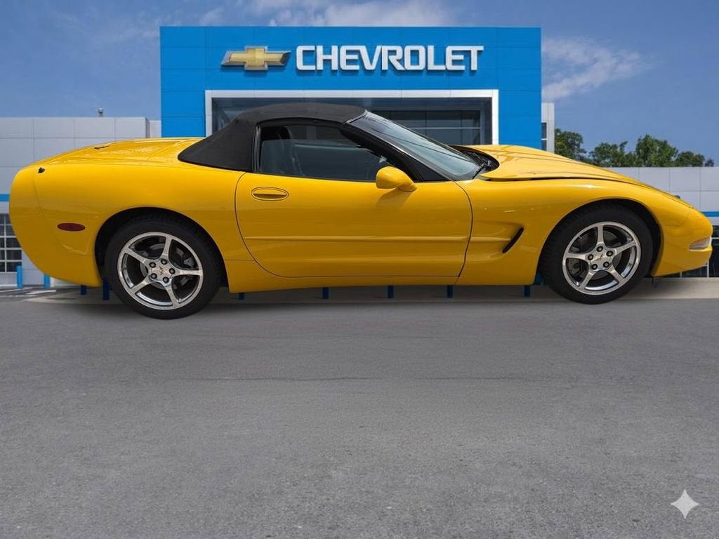 2004 Chevrolet Corvette 2dr Convertible