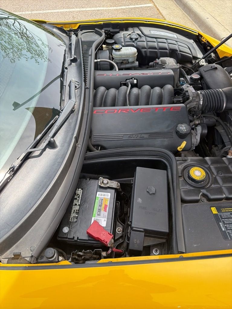 2004 Chevrolet Corvette 2dr Convertible