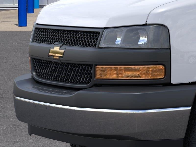 2026 Chevrolet Express Cutaway 3500 1WT