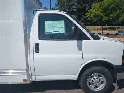 2026 Chevrolet Express Cutaway 3500 1WT