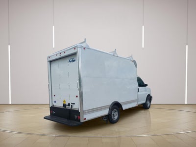 2026 Chevrolet Express Cutaway 3500 1WT