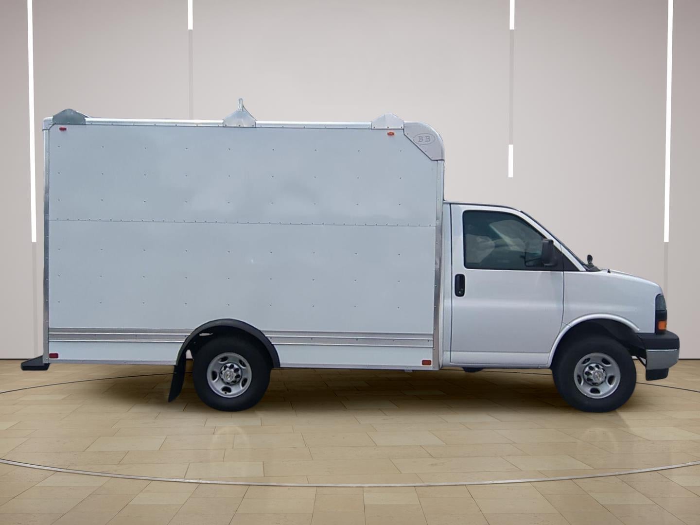 2026 Chevrolet Express Cutaway 3500 1WT