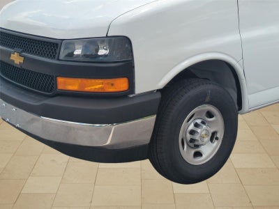 2026 Chevrolet Express Cutaway 3500 1WT