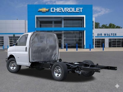 2026 Chevrolet Express Cutaway 3500 1WT
