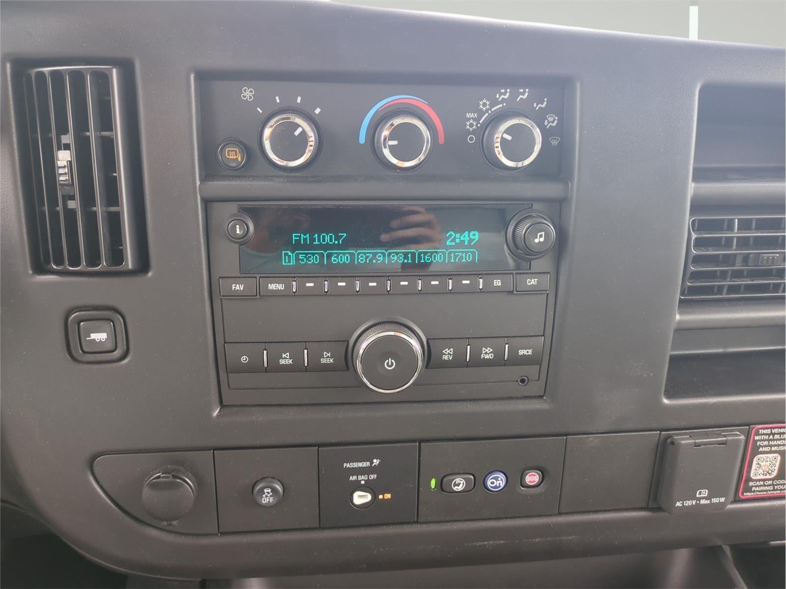 2026 Chevrolet Express Cutaway 3500 1WT