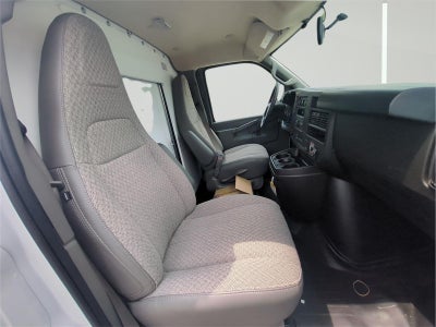 2026 Chevrolet Express Cutaway 3500 1WT