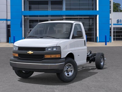 2026 Chevrolet Express Cutaway 3500 1WT