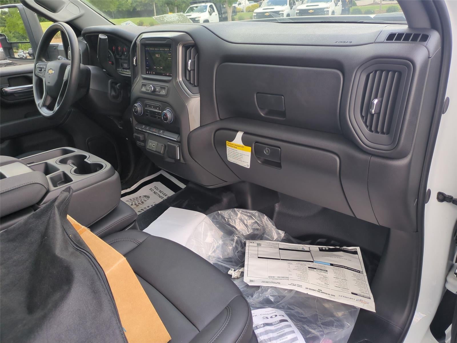 2025 Chevrolet Silverado 3500 HD Chassis Cab Work Truck