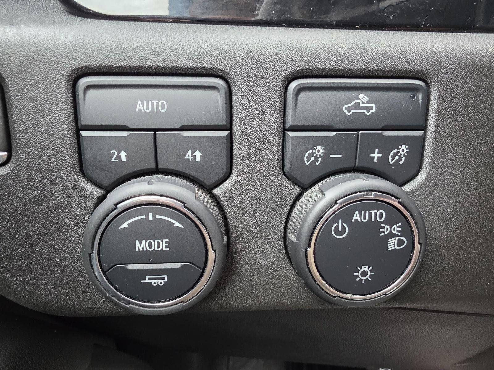 2022 Chevrolet Silverado 1500 LT (2FL)