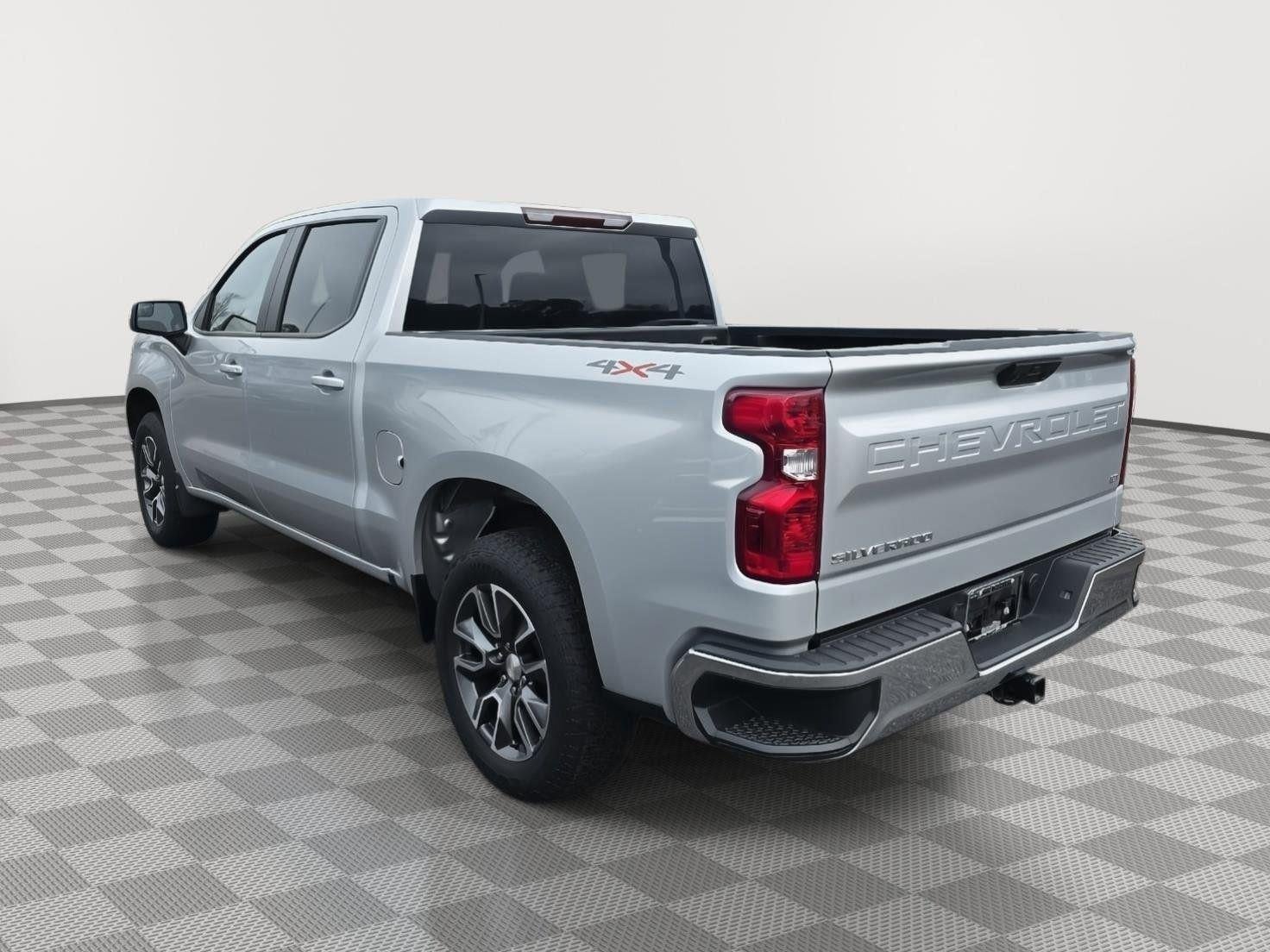 2022 Chevrolet Silverado 1500 LT (2FL)