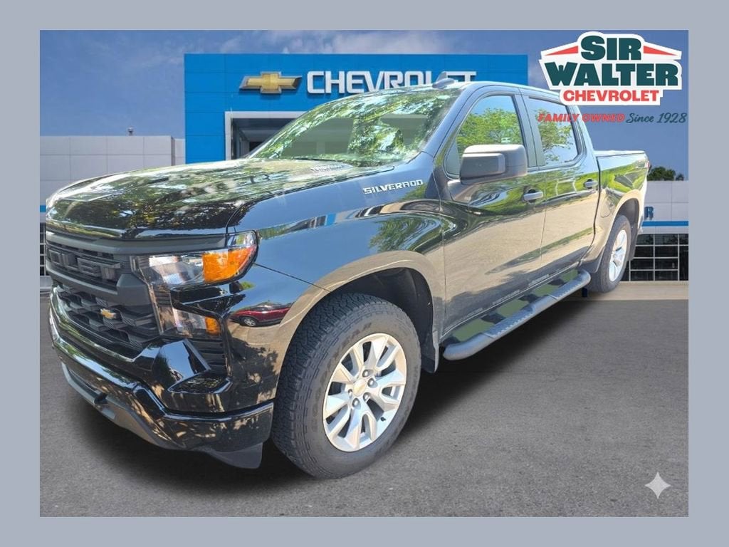 2025 Chevrolet Silverado 1500 Custom 4X4 Crew Cab Short Box's photo