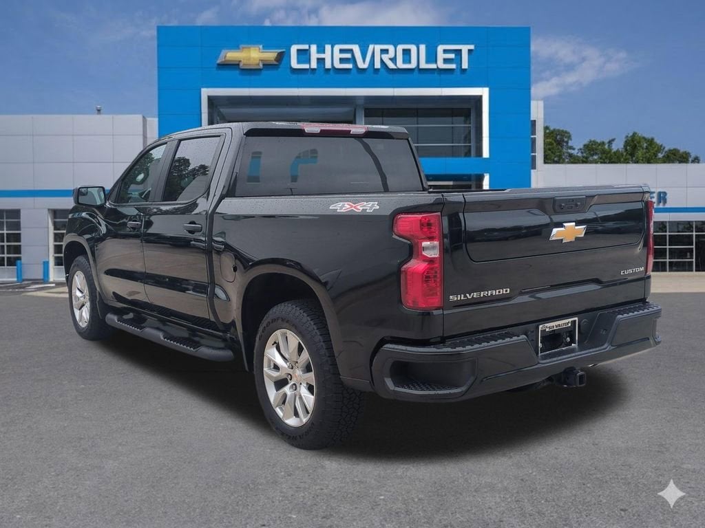 2025 Chevrolet Silverado 1500 Custom