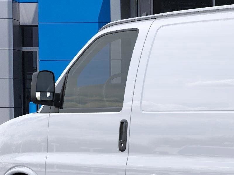 2025 Chevrolet Express Cargo 3500 WT