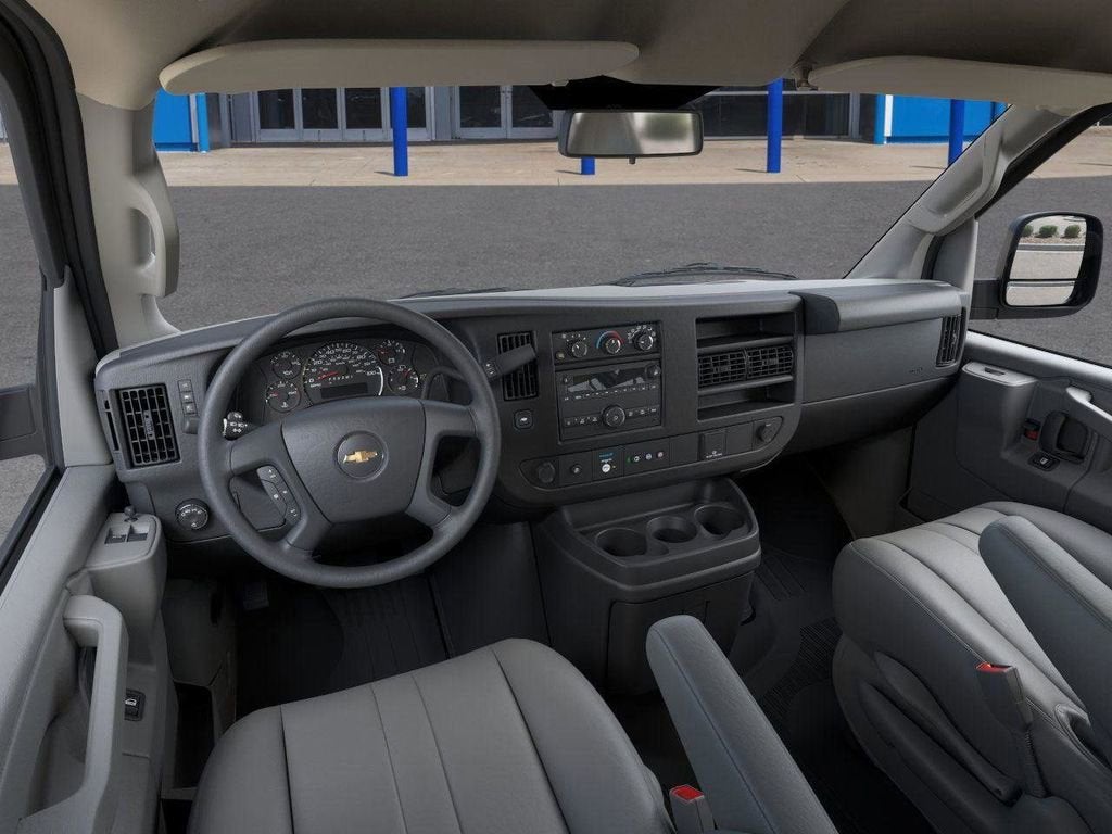 2025 Chevrolet Express Cargo 3500 WT