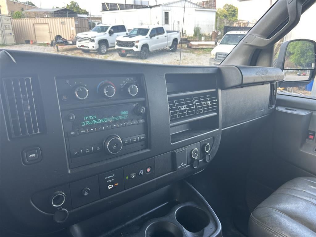 2023 Chevrolet Express Cargo 3500 WT