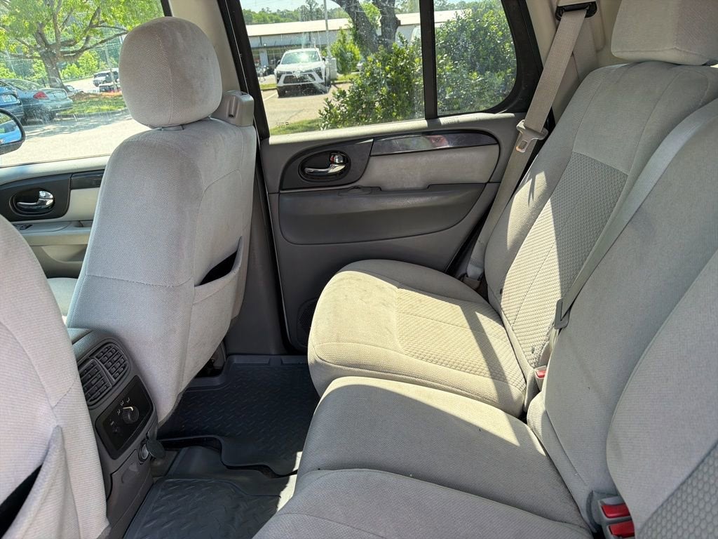 2008 GMC Envoy SLE1