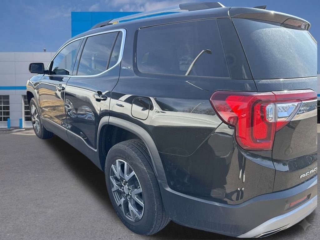2023 GMC Acadia SLT