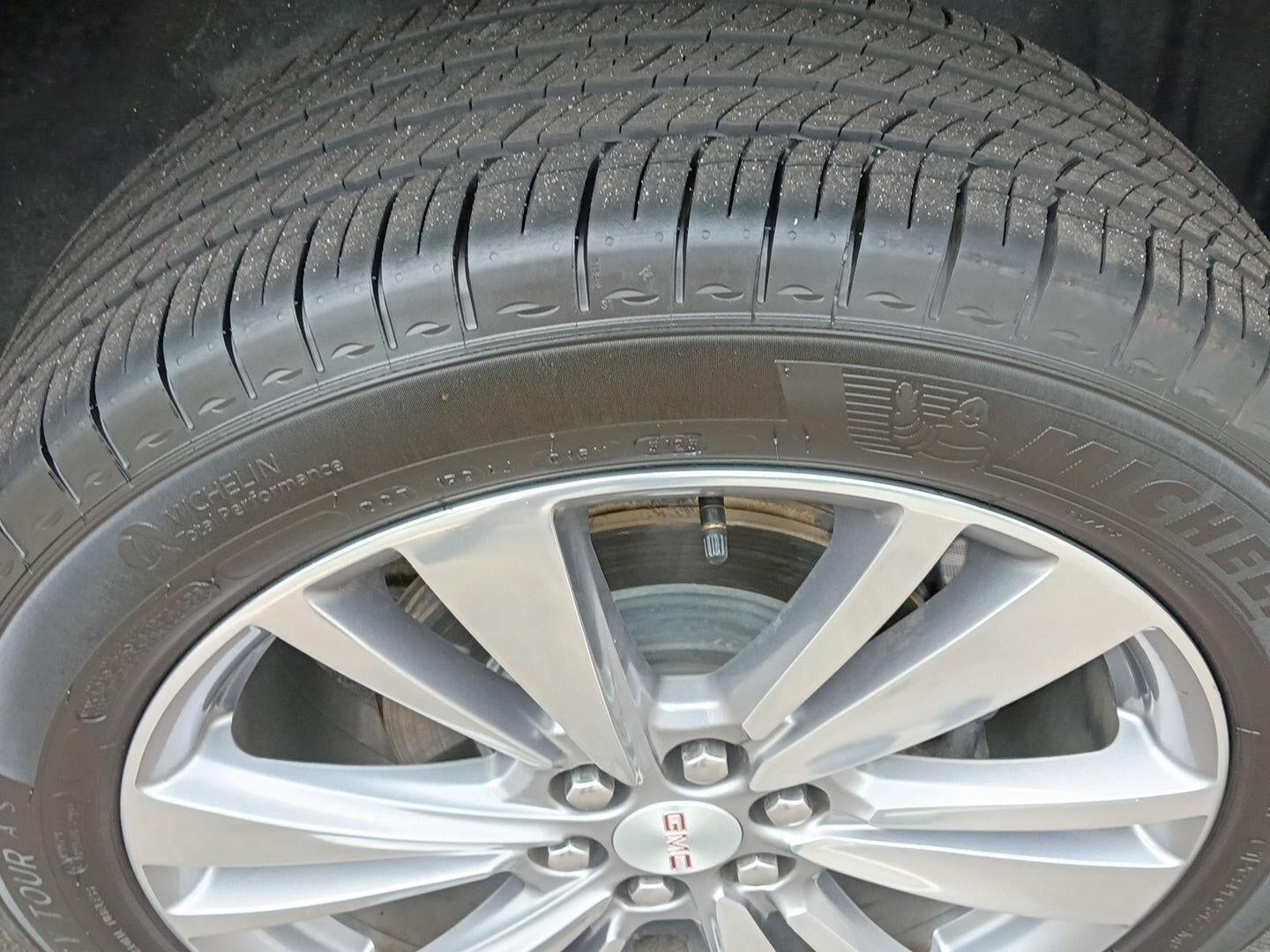 2019 GMC Acadia SLT